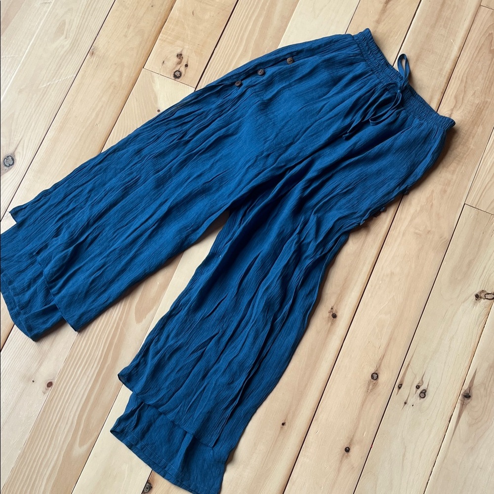 Hippie Boho Flowy Wide-Leg Textured Pants in Deep Teal. Size medium